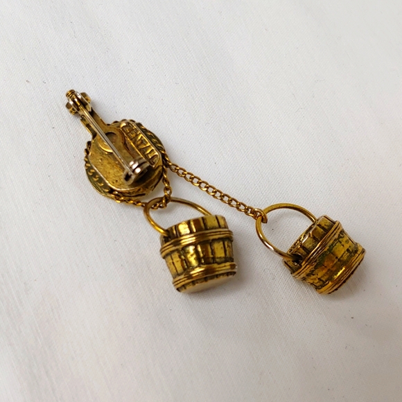 Vintage Zental 2 Well Buckets On Pulley Brooch - Picture 2 of 6